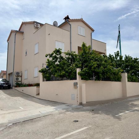 Hvar Apartments Felix Hvar Town Luaran gambar
