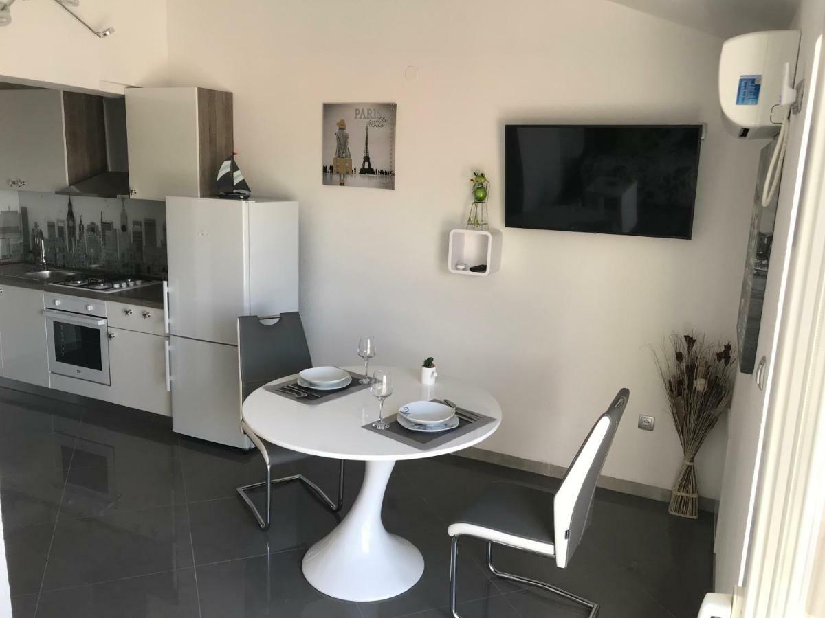 Hvar Apartments Felix Hvar Town Luaran gambar