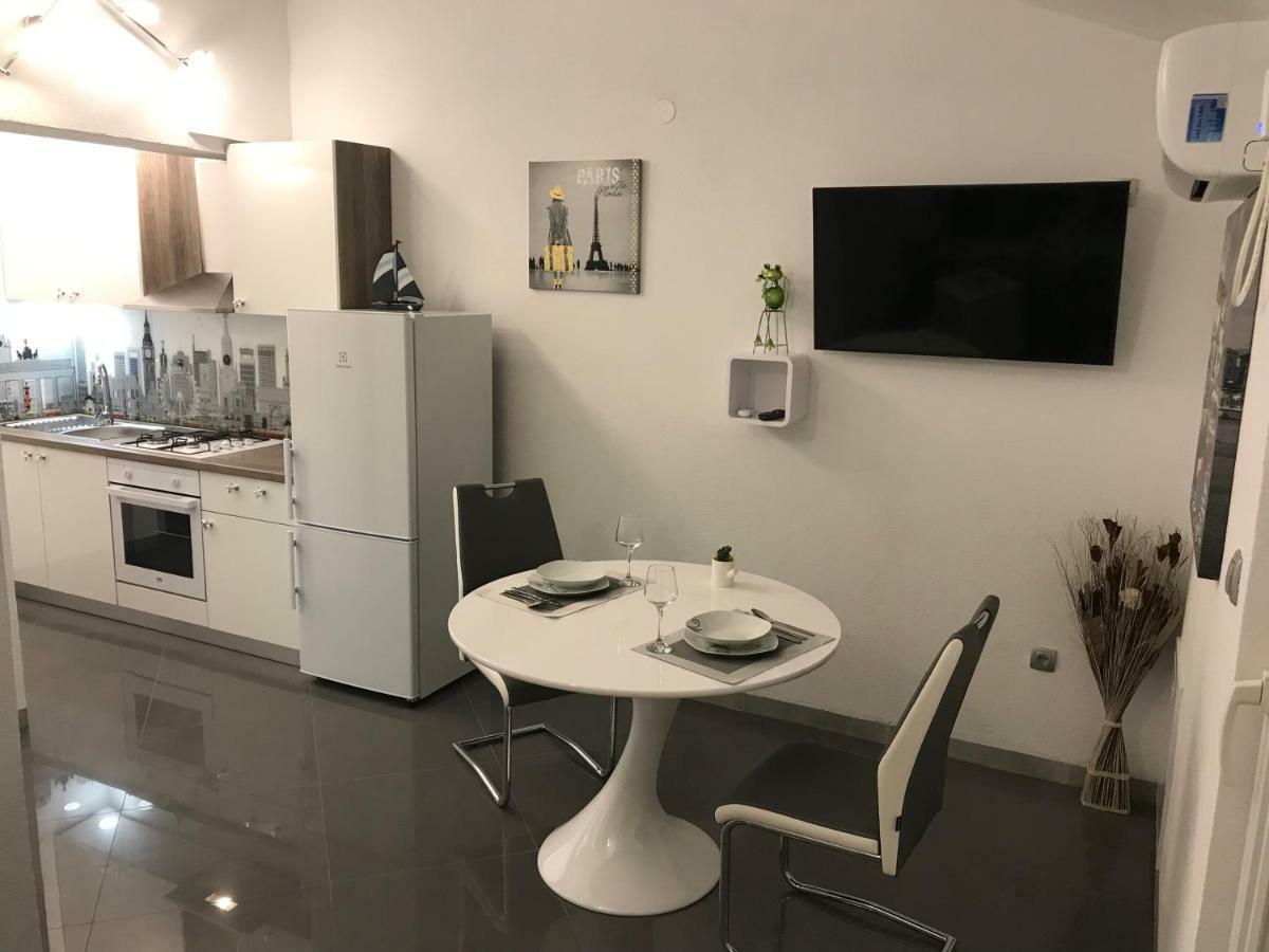 Hvar Apartments Felix Hvar Town Luaran gambar